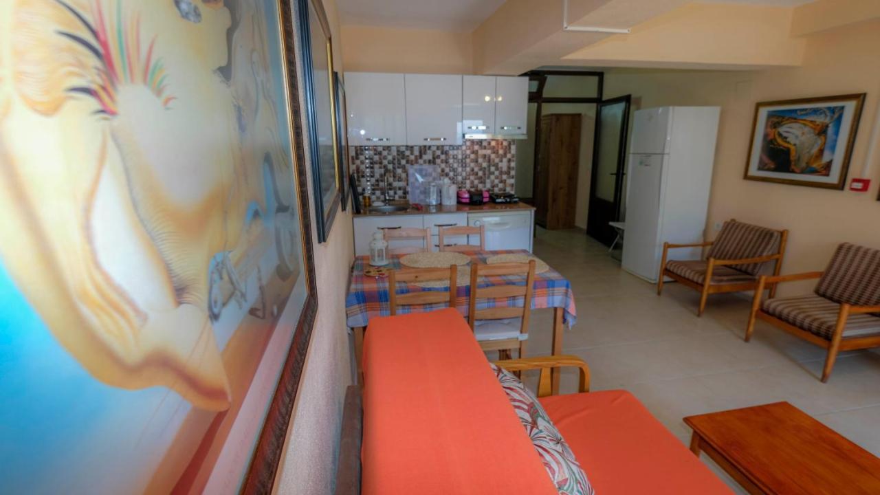 Teras Butik Apart Karaburun  Exterior foto