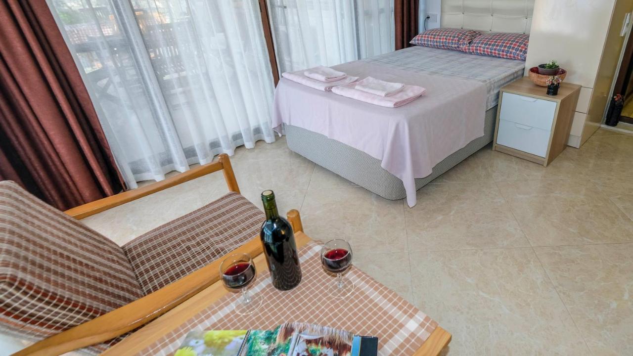 Teras Butik Apart Karaburun  Exterior foto