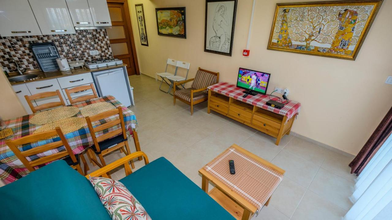 Teras Butik Apart Karaburun  Exterior foto